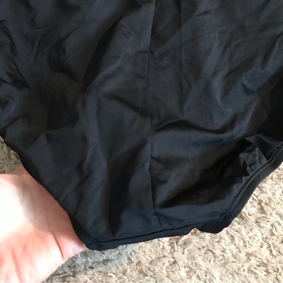 NEW Jantzen Women's Draped Solids Surplice 1-pc Swimsuit Black Size 10 M Modest - Picture 11 of 16